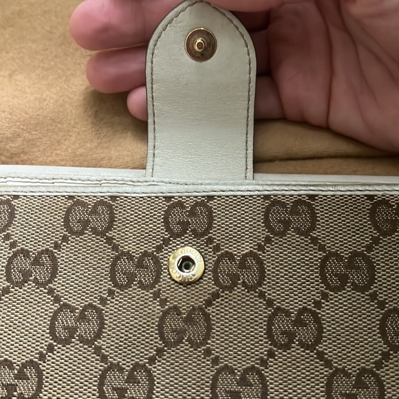 Gucci Wallet - Picture 11 of 16